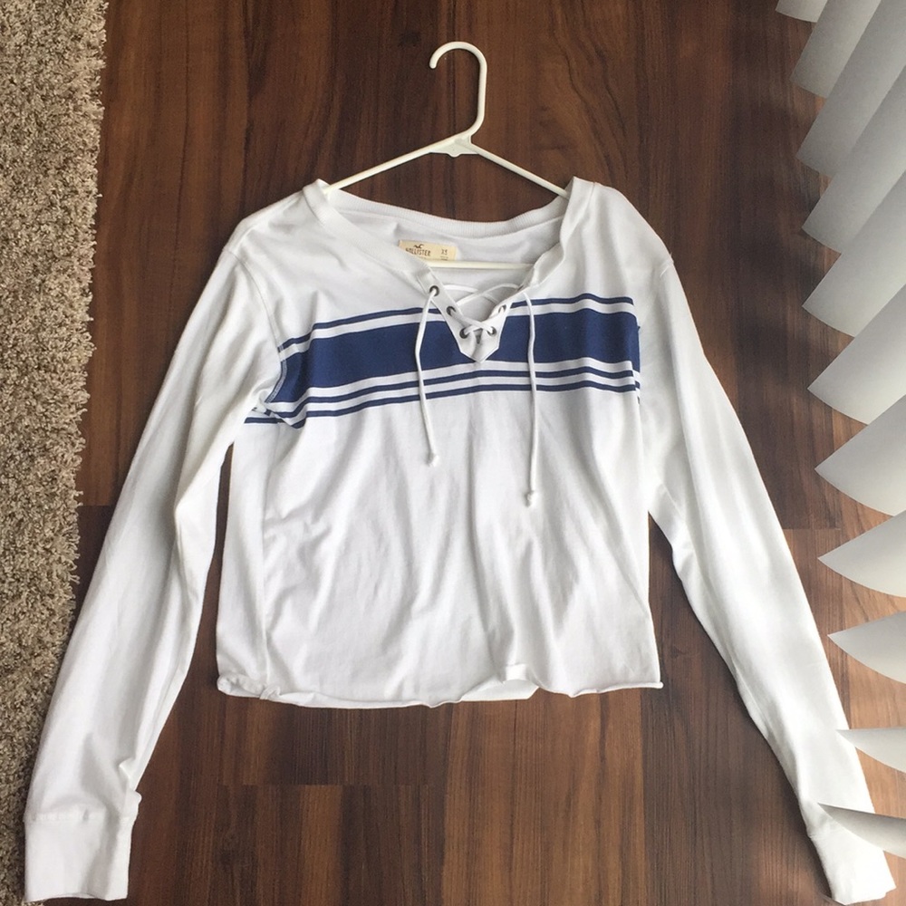 Hollister white and blue long sleeve stripe shirt